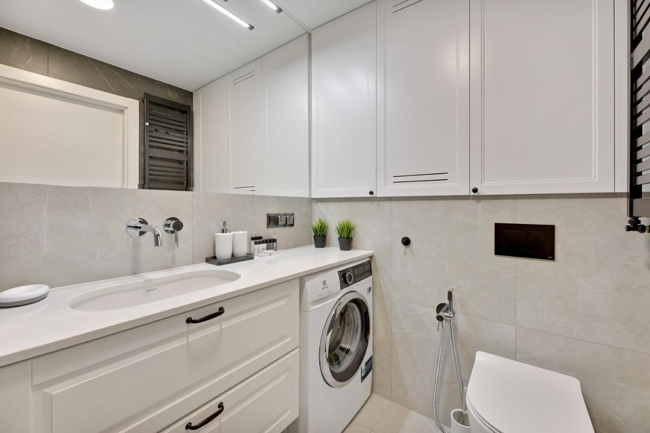 Dom & House - Apartments Old Town Podwale Staromiejskie غدانسك المظهر الخارجي الصورة