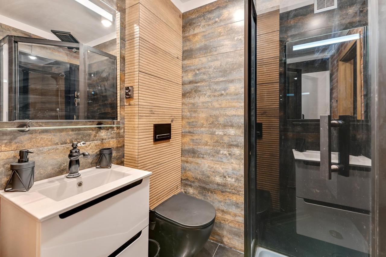Dom & House - Apartments Old Town Podwale Staromiejskie غدانسك المظهر الخارجي الصورة